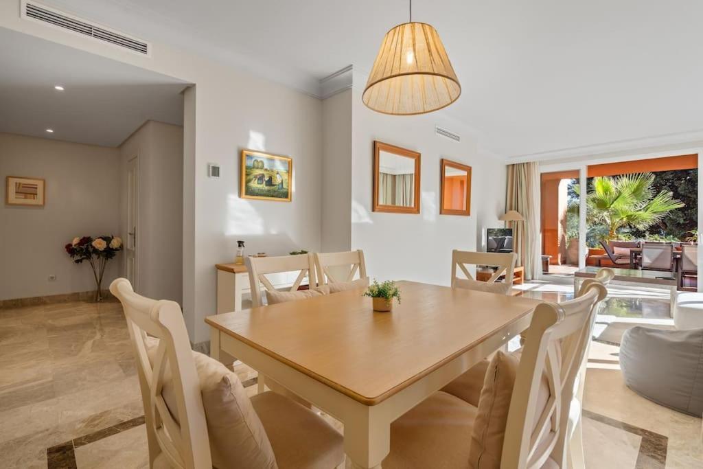 Stunning 3-bedroom In Alminar De - Rdr456 Appartement Marbellac